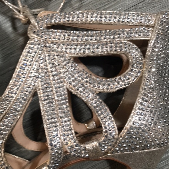 INC Silver Rhinestone Peep Toe Evening Shoes size 7.5 - Picture 7 of 10